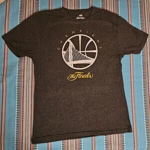 NBA Golden State Warriors Finals Gray T-shirt Womens Size Large Tee 2017 Champs